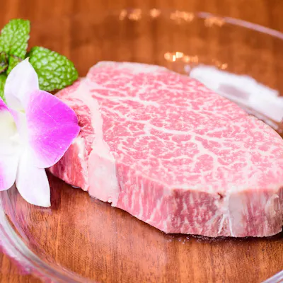 上質な広島牛を、もっと身近に。五感で味わう本格鉄板焼き
