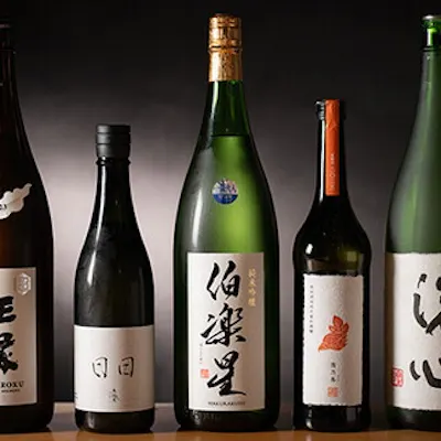 銘酒と鮨が魅せる極上の調和。メニューに載らない隠し酒と至高のマリアージュ