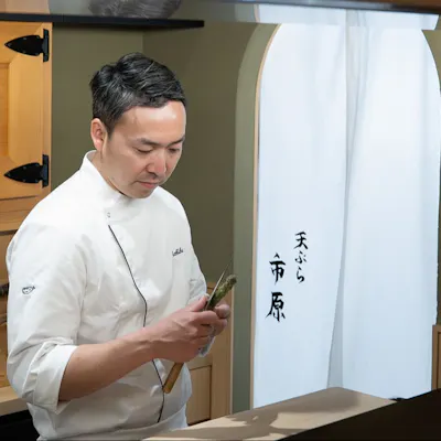 店主自ら吟味した納得の逸品と「昨日より美味しく」を追及する技