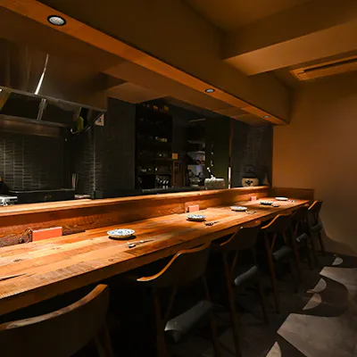 接待・会食など大切な食事シーンで心地良く寛げる、大人だけの隠れ家