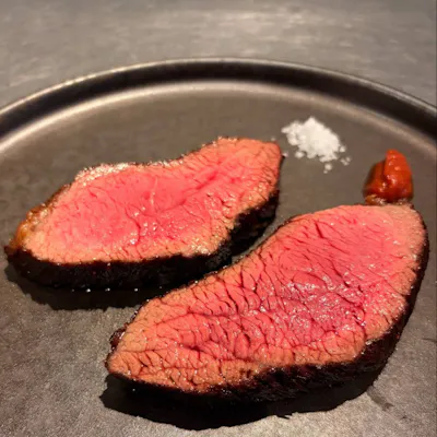 生産者の想いを繋ぐ厳選食材とこだわりの火入れ