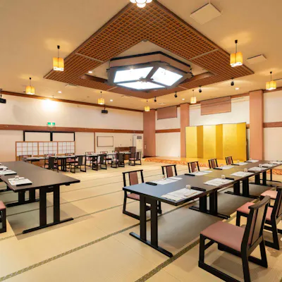 老舗料亭の伝統と格式。古町芸妓が彩る特別なおもてなし