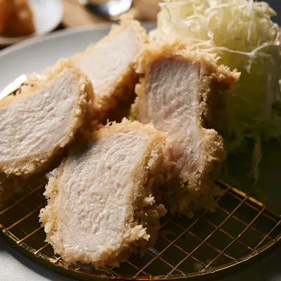 匠の技が光る極上のカツレツと旬の味覚