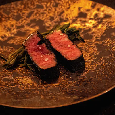フランス料理の技法と日本の食材と感性の融合