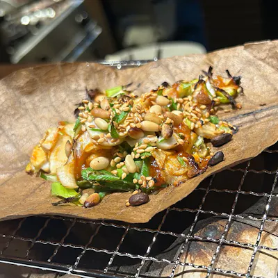 手仕込みの優しさと厳選食材。季節感あふれる献立と温かいおもてなし。