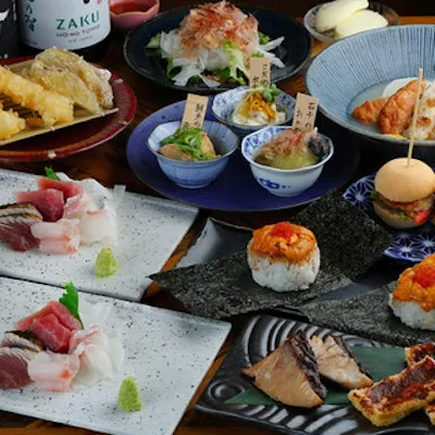 人気の名物料理とお酒を楽しむ、ととけむりコース