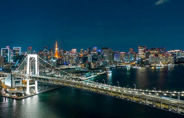 夜景が綺麗なレストラン