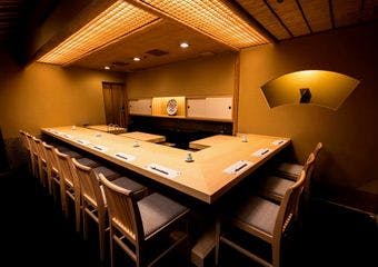 鮨 海彦 うみひこ ホテルメトロポリタン エドモント 寿司 一休 Comレストラン