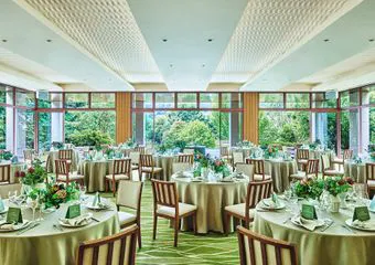 アマンダンヒルズ 厚木 フランス料理 一休 Comレストラン