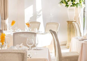 RESTAURANT NATURE/HOTEL HOLISTIC RESORT