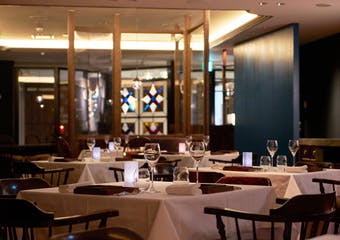 2016年4月、ホテルのリブランドに合わせてレストランも生まれ変わりました。新たな料理コンセプト、「ながのテロワール」で食卓を彩ります。