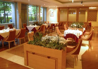 カフェレストラン ソレイユ／ホテルプラザ勝川