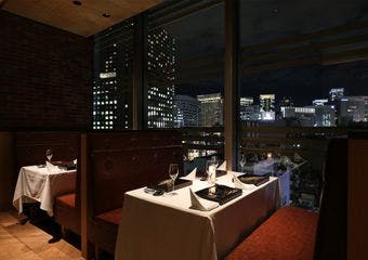 BLUE HOUR DINING