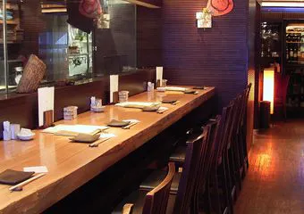 車 北新地店 クルマ キタシンチテン 北新地 宮崎鶏料理 一休 Comレストラン