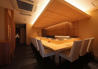 鮨いし黒