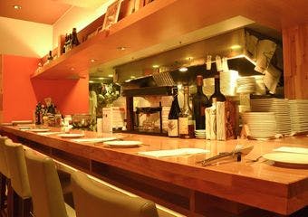 名古屋市覚王山にあるビストロ料理店。旬の食材を活かした季節で変わるメニューなど、カジュアルフレンチをお楽しみください。