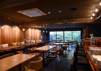 歴史の中で育まれた“発酵料理”が数多くある京都。発酵食と京野菜をふんだんに使用した随所に“京都”を感じられるイタリアンレストランです。