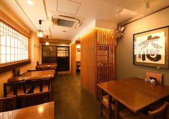 当店は青森県津軽地方の郷土蕎麦で幻の蕎麦と言われた「津軽蕎麦」を都内で提供できる店舗です。