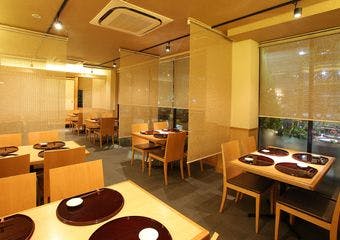 当店は埼玉を拠点に、日本全国から厳選された旬の食材を使用した創作和食のお店です。