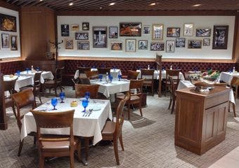 イタリア本場の郷土料理と雰囲気を楽しめる、東京を中心に 6 店舗を展開するイタリアンレストラン。