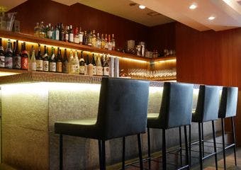 生の旨み、極上の一品。「生粋」で味わう、至高の肉体験。