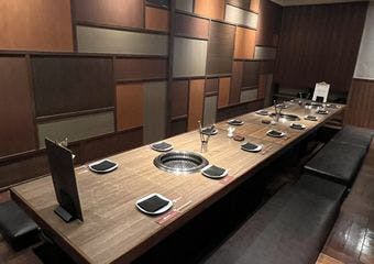 焼肉レストラン ロインズ 久茂地店