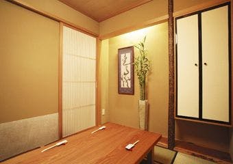 北海道の旬魚介×蝦夷前の技が生む握りと酒肴