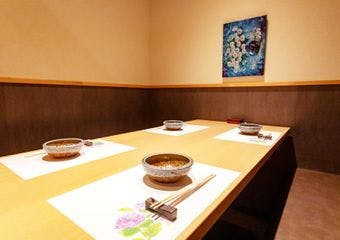 蟹料理と、日本料理の専門店