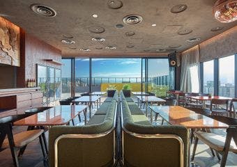 THE ROOF rooftop bar & bistro／FAV LUX 鹿児島天文館