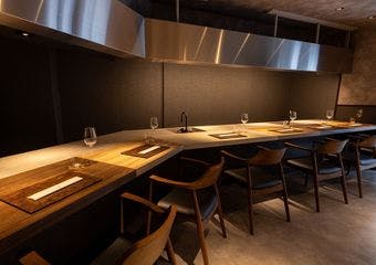 伝統と最新技術が織りなす“革新的な日本料理”を堪能。