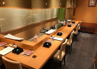 とり料理屋