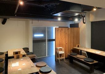 落ち着いた空間で、丁寧に仕上げた料理を楽しめる特別なひととき。