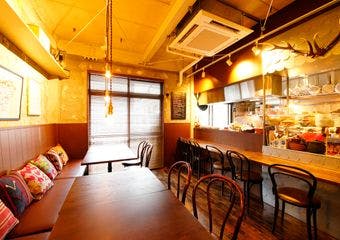 奥渋谷の隠れ家ビストロ「txokoa」で、職人が手掛ける本格バスク料理を堪能。