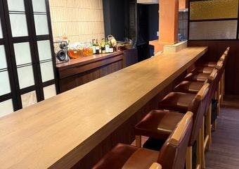 「発酵創作料理TSUBAKI」で、有機食材と伝統の味を楽しみ、心と体を満たす体験を。