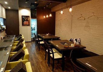 当店は宮崎県の認定を得た宮崎牛指定店最高級・最高品質の宮崎牛を低価格にてご提供しております！

