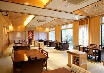 梅の花 四日市店の画像
