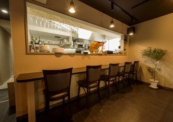 隠れ家的なビストロで京都の厳選食材を使用したフランス料理を堪能