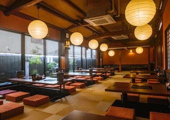 京橋駅徒歩3分、和牛を使った日本料理が自慢の【牛もつどて鍋まつい亭】