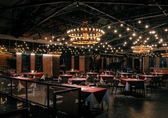 横浜の海とシャンパンが織りなす、大人のための特別な時間