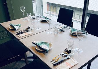 フレンチ×和の創作料理をアラカルトで。旬の一皿を自由に楽しむ贅沢なひとときを。
