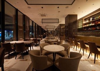 築地の恵みと和の風情を味わう大人のビストロ