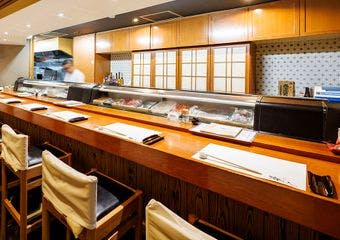 新鮮な旬菜旬魚を堪能できる大人のオアシス