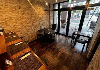 フレンチと和の融合、至極のビストロ体験