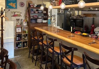 素材にこだわったシチリア料理とソムリエ厳選ワイン