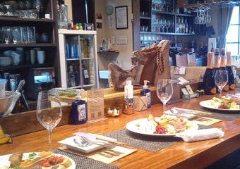 美味しいワインとお食事と共に、記憶に残るひとときを小牧で。