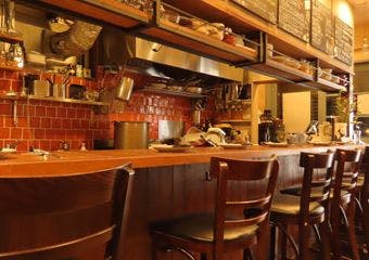 神楽坂の隠れ家イタリアンで、旬食材とイタリア産ドリンクを気軽に楽しむ大人の時間を