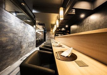 新宿の隠れ家で味わう特別なひととき