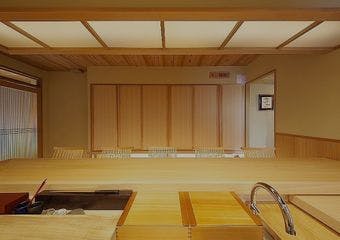 一貫一貫、お客様に「もう一貫」と召し上がっていただきたいという想いを込めてお作りしています。