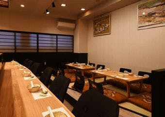 一日一組限定。宴会を彩るその日だけのコース料理と3種の名物鍋