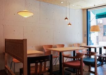 自然派ワインとワインに合う料理のお店